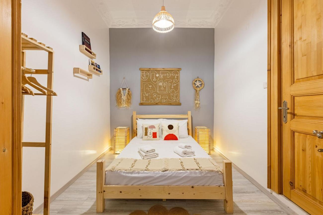 Apartamento Exceptional Flat 1 Min To Metro & Galata Tower Estambul Exterior foto